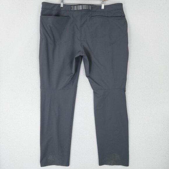 REI Pants Womens 22W Gray Hiking Stretch Belted Zip Pockets Semi Fitted Cargo - Picture 9 of 16